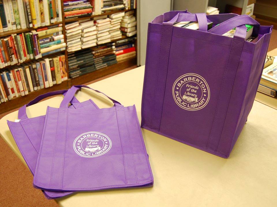 Friends of the Library tote bags